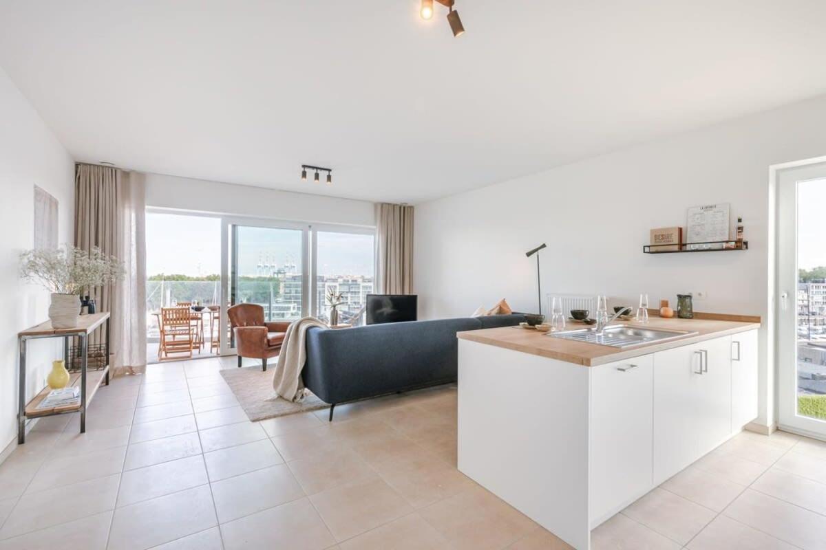 Huswell - Lovely New Apartment At The Harbor + Parking Brujas Exterior foto
